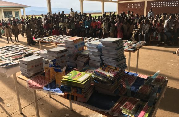 Don de kits d&rsquo;éducation – Gatumba – Avril 2018
