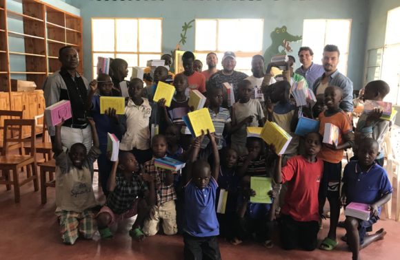 Don de kits d&rsquo;éducation – Butare – Avril 2018