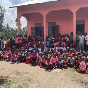 Don de kits d’éducation école Kisinga – Ouganda – 2022