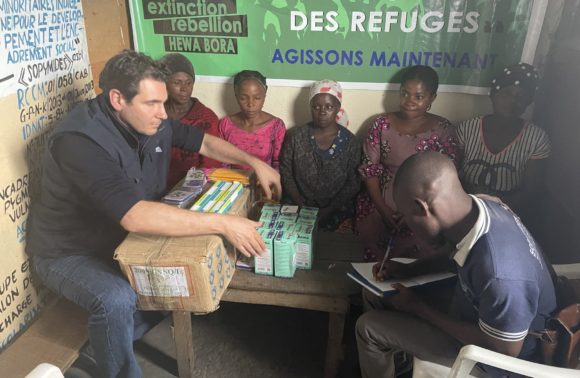 Don de kits d&rsquo;éducations aux communautées pygmées  RD Congo – 2021