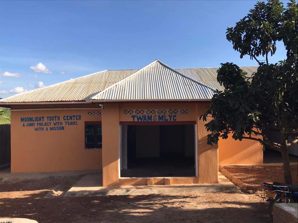 Construction d’un centre de jeunes au sein du centre de réfugiés de Nakivale – Ouganda – 2023